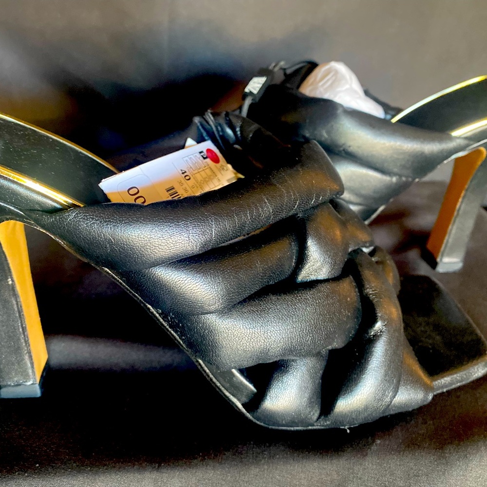 ZARA-sandal